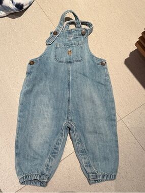 GAP Light Wash Denim Baby Overalls 6-12